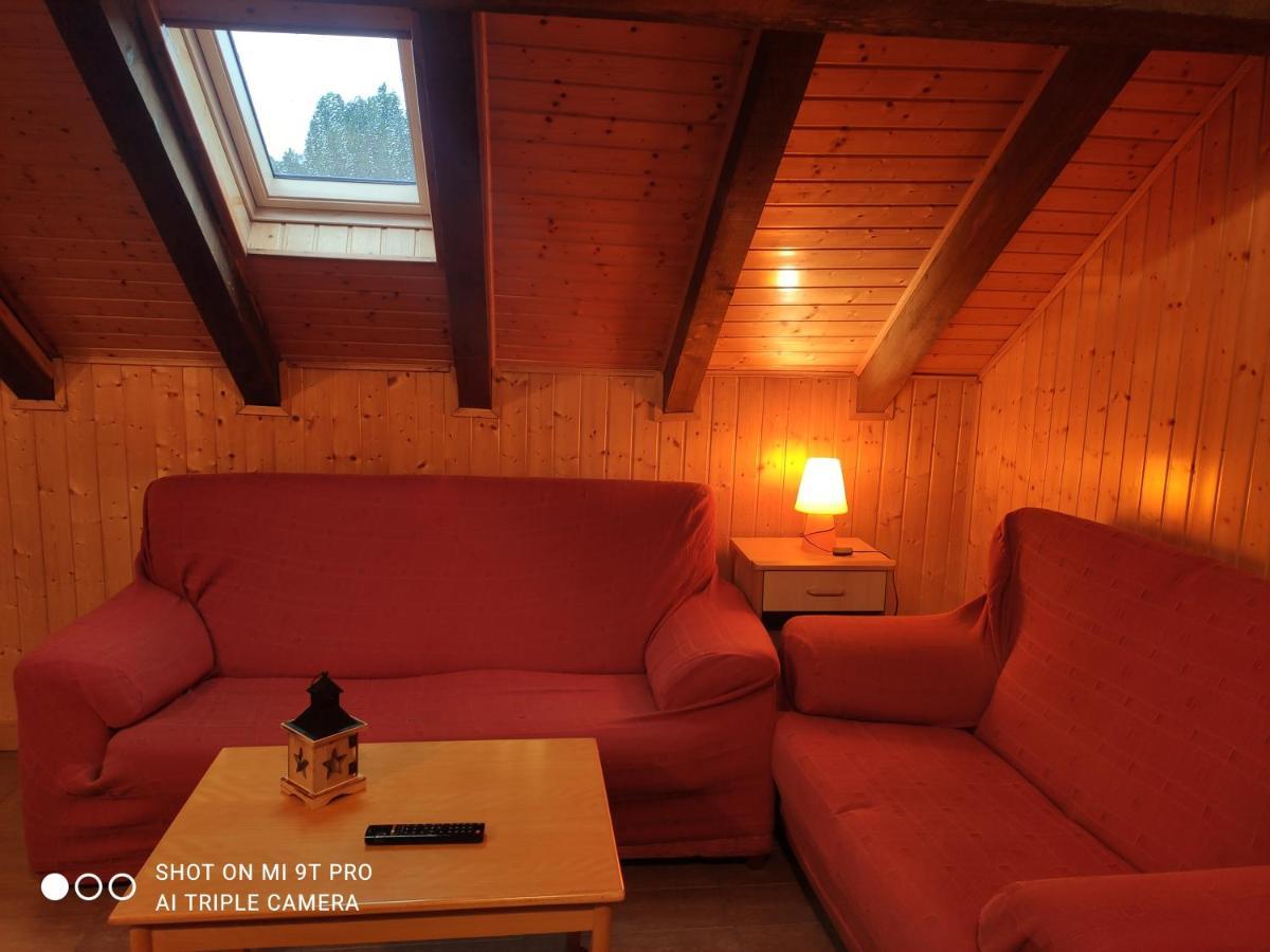 Apartamentos Goizeder Espinal-Auzperri Exteriör bild